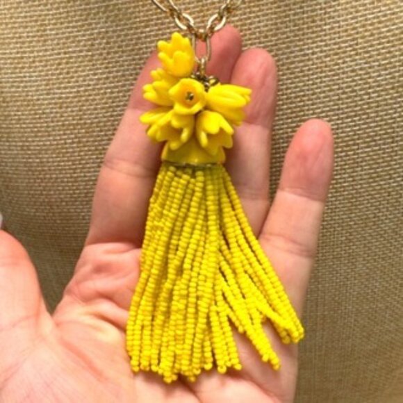 Vintage-Inspired J. Crew Yellow Beaded Tassel Necklace With Gold-Toned Chain Flo - Picture 6 of 7